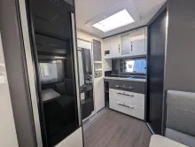 Fahrzeugbild Hobby Excellent 460 SL AUFLASTUNG 1,5T, DUOCONTROL #9