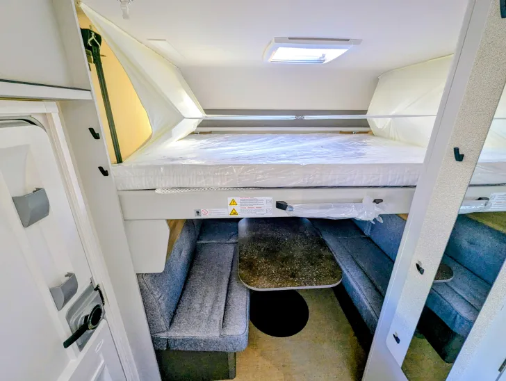 Fahrzeugbild Bürstner B66 Plus 520 TL Gewichtserhöhung 1900kg #9