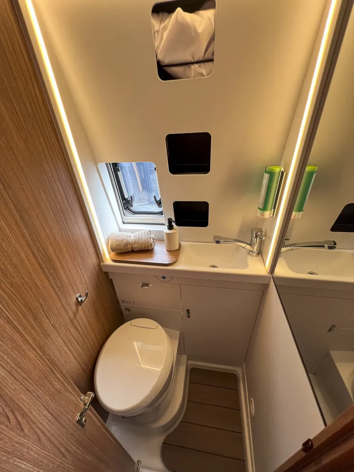 Fahrzeugbild Weinsberg CaraBus 630 ME *Dieselheizung*CareDrive-Paket* #22