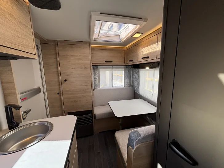 Fahrzeugbild Weinsberg CaraOne 420 QD #12