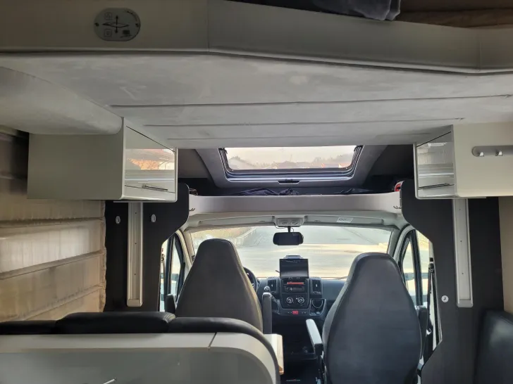 Fahrzeugbild Roller Team GRANDUCA 266 TL Erstbesitz, top gepf #4