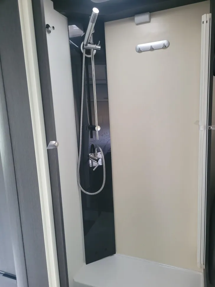 Fahrzeugbild Roller Team GRANDUCA 266 TL Erstbesitz, top gepf #7