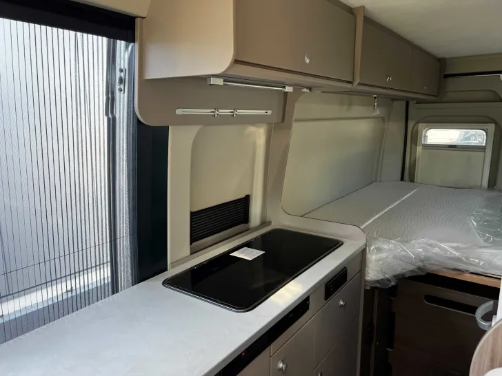 Fahrzeugbild Carado Camper Van CV 640+AT9G+Schlafdach+Kamera+LED+DHZG #21