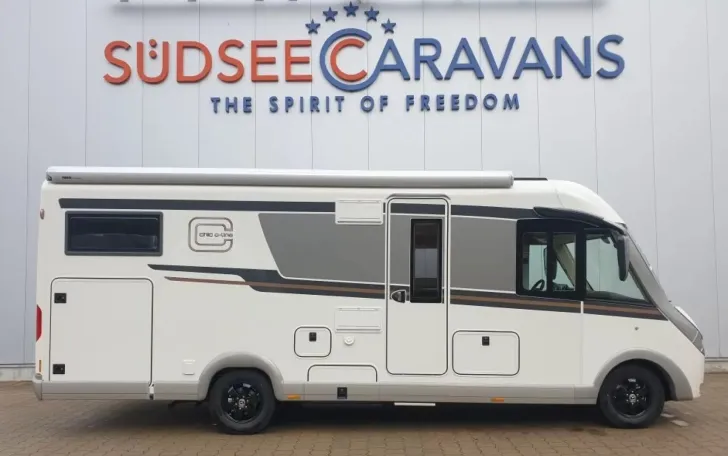 Fahrzeugbild Carthago chic c-line I 4.9 LE aus Vermietflotte #1