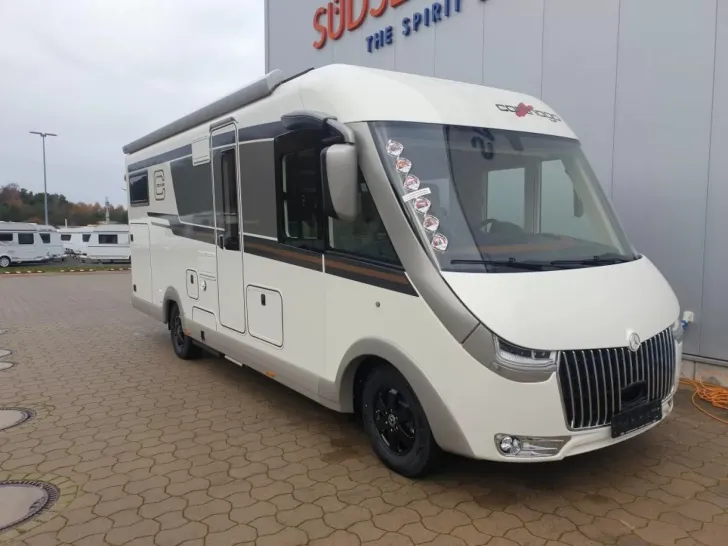 Fahrzeugbild Carthago chic c-line I 4.9 LE aus Vermietflotte #4