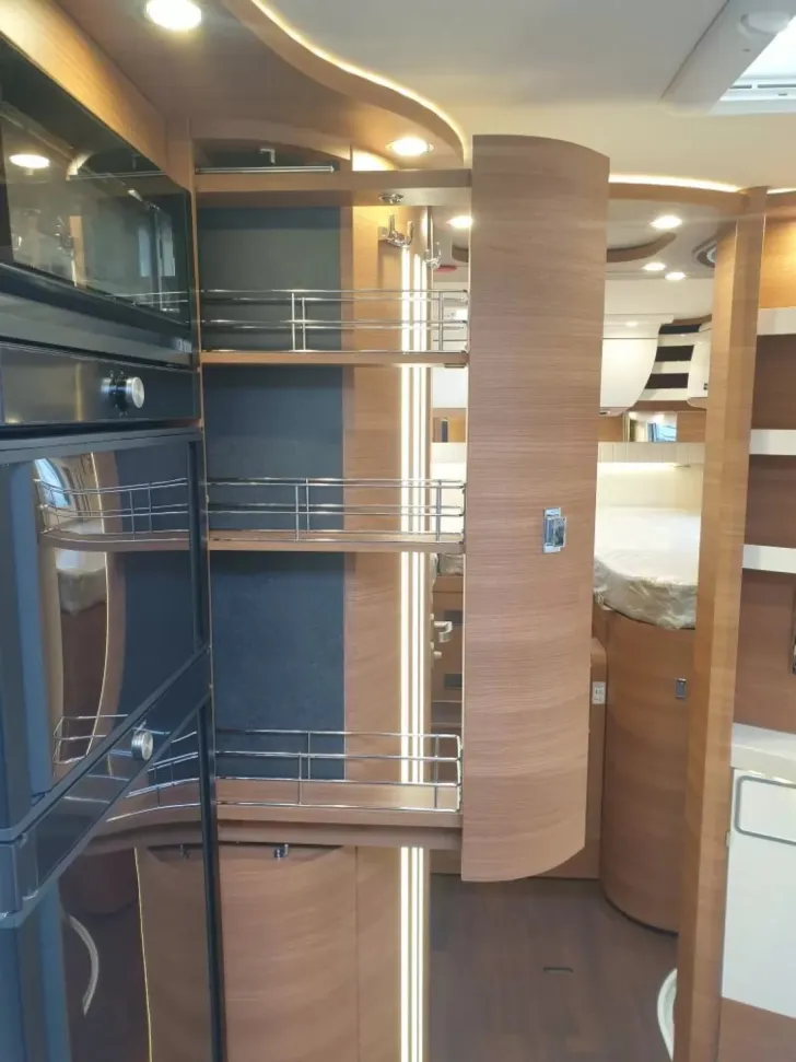 Fahrzeugbild Carthago chic c-line I 4.9 LE aus Vermietflotte #18