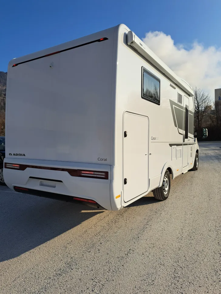 Fahrzeugbild Adria Coral Axess 650 DL #6