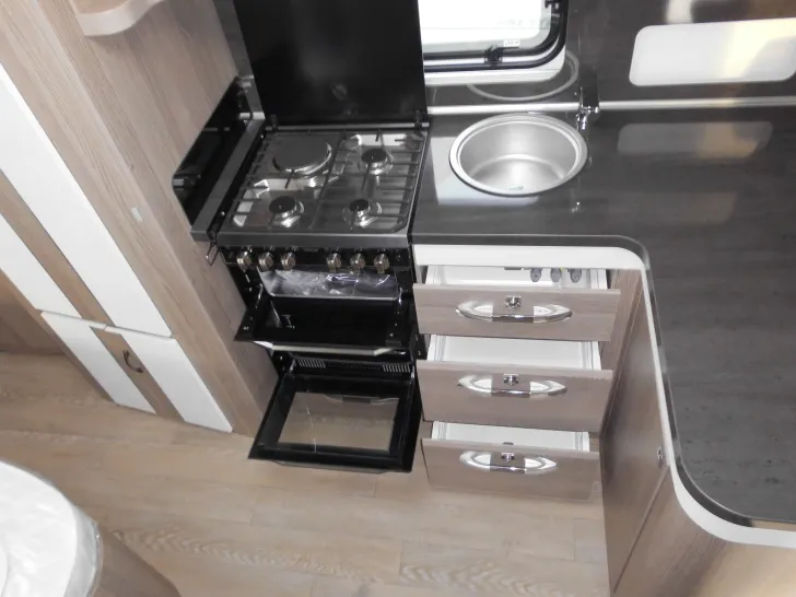 Fahrzeugbild Hobby Prestige 660 WFC #10