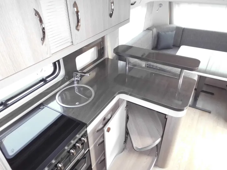 Fahrzeugbild Hobby Prestige 660 WFC #18
