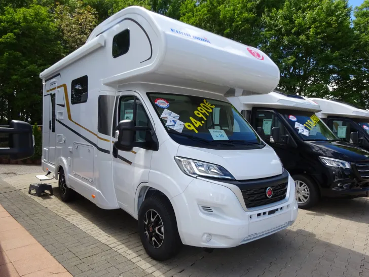 Fahrzeugbild Eura Mobil Activa One 630 LS Mondial Edition #4