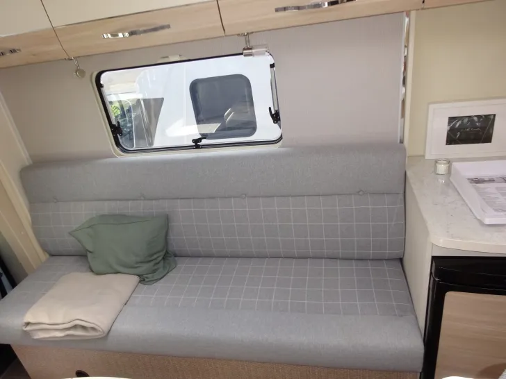 Fahrzeugbild Eura Mobil Activa One 630 LS Mondial Edition #9