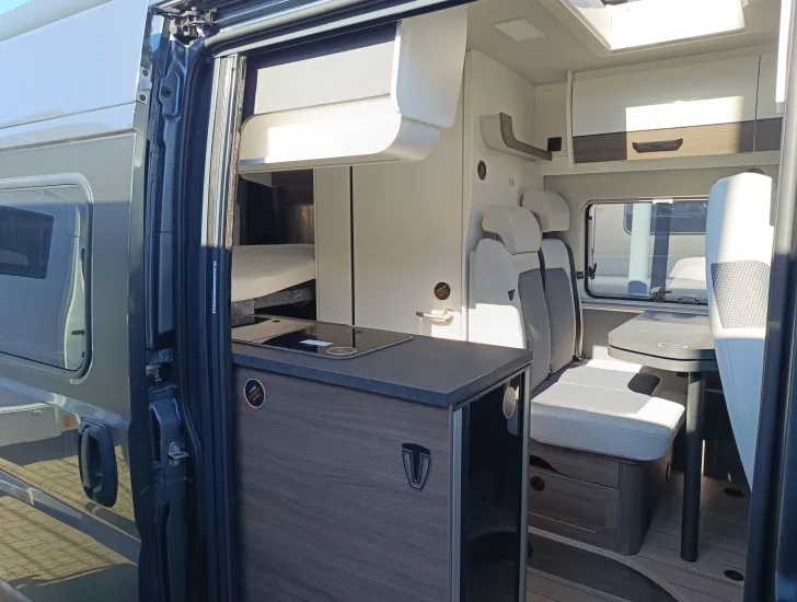 Fahrzeugbild VanTourer 540 D GO! *Automatik*Navigation*Safety #13