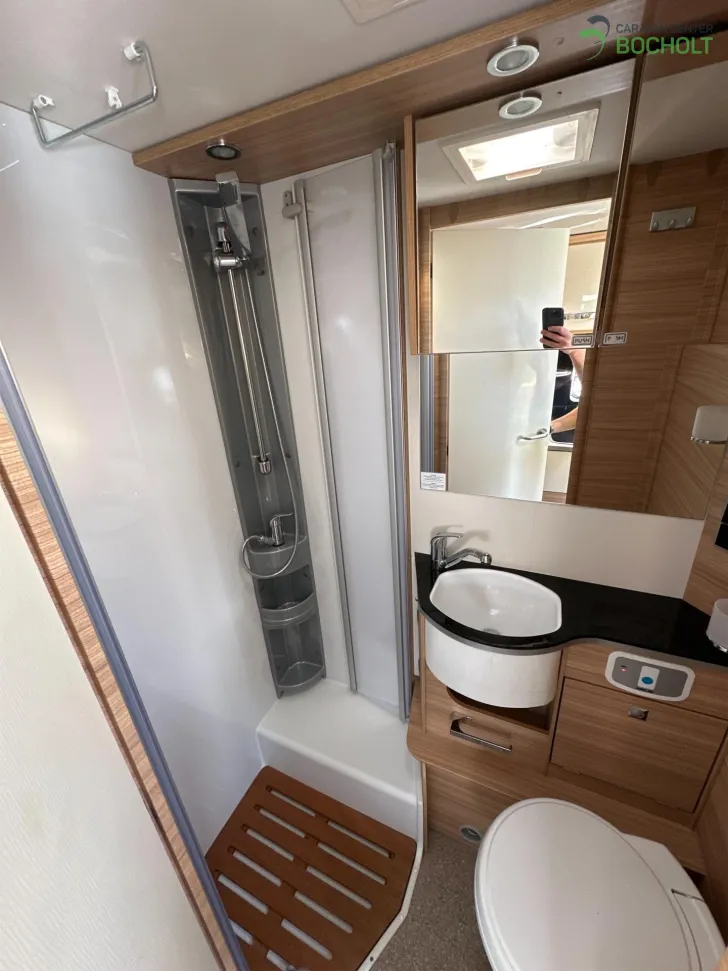 Fahrzeugbild Dethleffs Globebus I 6 GT Black Automatische SAT / DuoControl #14