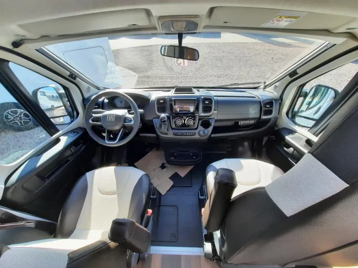 Fahrzeugbild Weinsberg CaraCompact 600 MEG EDITION [PEPPER] Verfüg./Sparen Sie 9.274,- € #17
