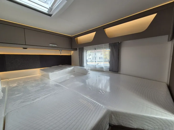 Fahrzeugbild Carado T448 pro+ *Hubbett*Bettenumbau*Holzrost* #27