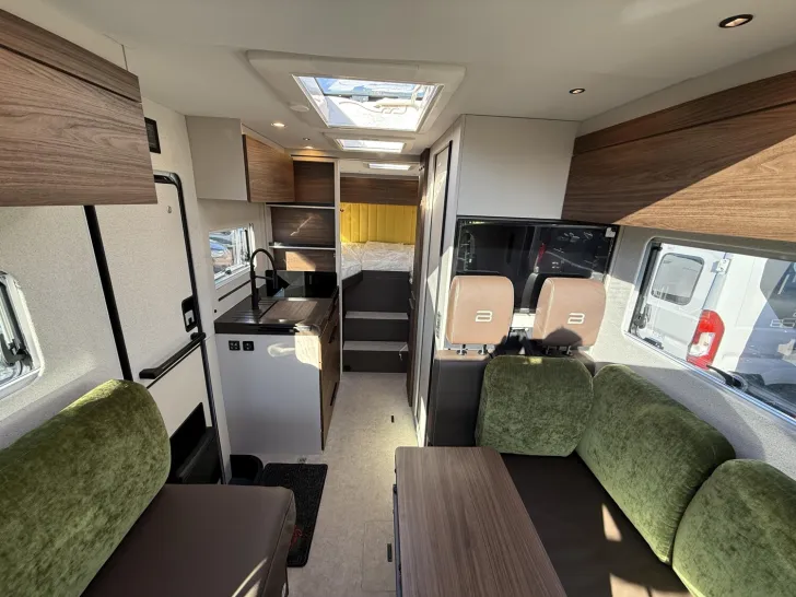 Fahrzeugbild Bürstner Signature SFT 7.0 #10