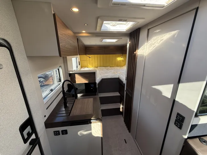 Fahrzeugbild Bürstner Signature SFT 7.0 #29