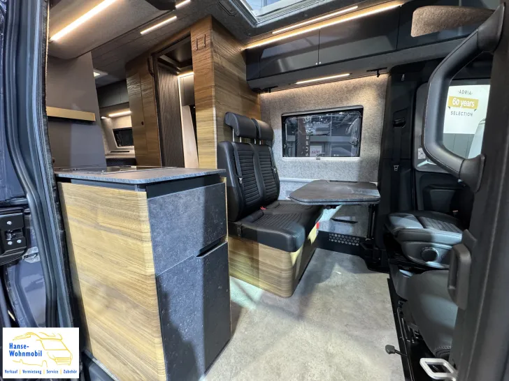 Fahrzeugbild Adria SUPERTWIN 700 SGX 4x4 419CDI #6