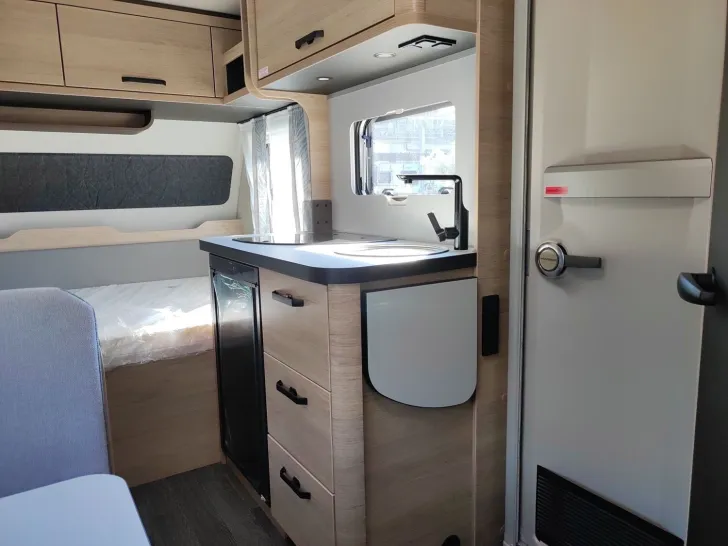 Fahrzeugbild Weinsberg CaraOne 390 QD #9