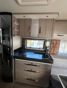 Grundriss Nacht Hobby Prestige 560 WLU Sehr gepflegt