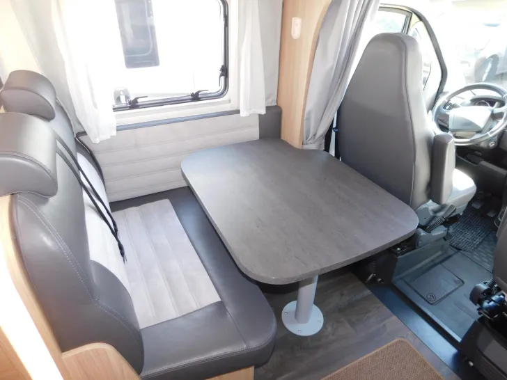 Fahrzeugbild Sunlight T XV 68 Hubbett,Solar,Wechselrichter #8