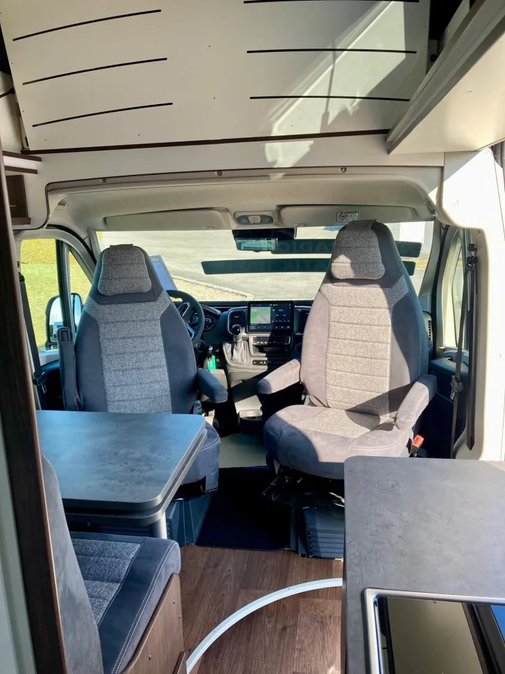 Fahrzeugbild Pössl 2Win Vario Citroen Premium Ausstattung / 180 PS #9