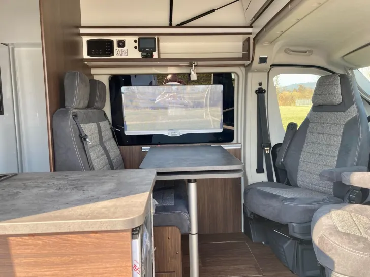 Fahrzeugbild Pössl 2Win Vario Citroen Premium Ausstattung / 180 PS #10
