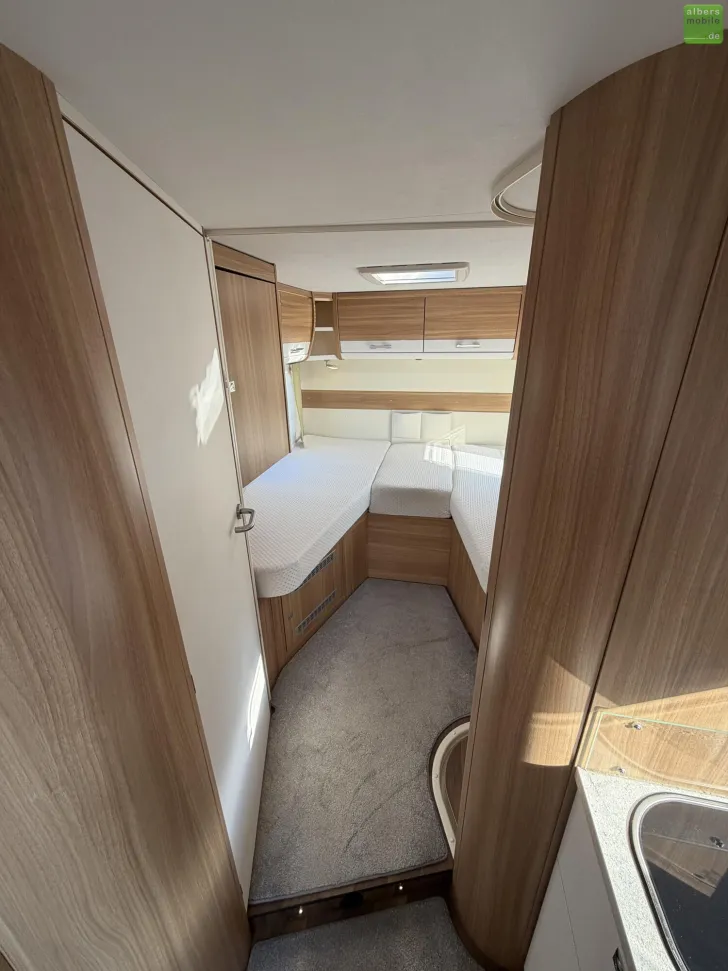 Fahrzeugbild Dethleffs Advantage I 7051 EB Hydr.HubstützenSAT TV 4250kg #18