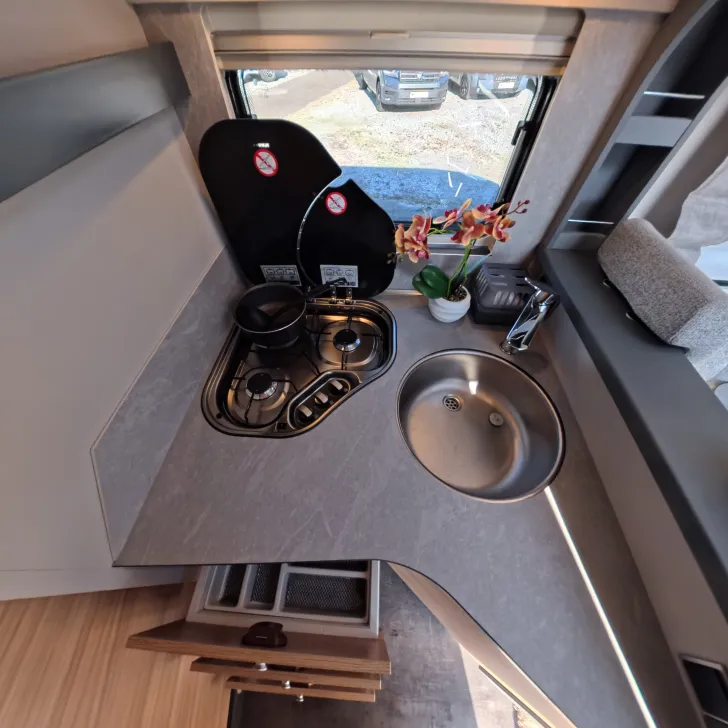 Fahrzeugbild Dethleffs Pulse I 7051 EB 160PS+GT-Paket #14