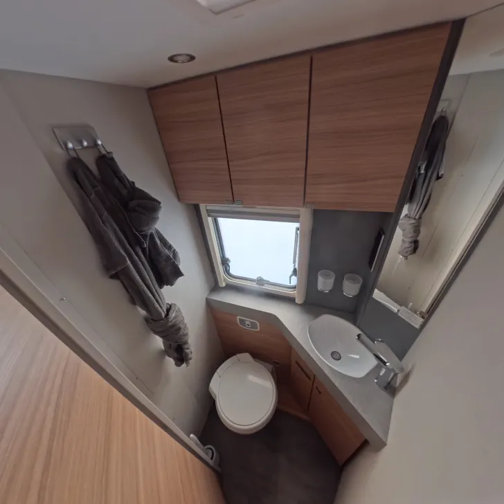 Fahrzeugbild Dethleffs Pulse I 7051 EB 160PS+GT-Paket #18