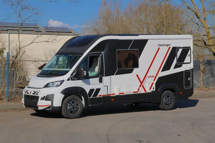 Fahrzeugbild Challenger X 250 Open Edition #3