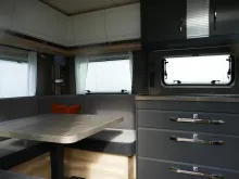 Fahrzeugbild Hobby De Luxe 460 UFe IC-Line #8
