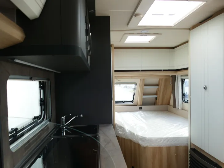 Fahrzeugbild Hobby De Luxe 460 UFe IC-Line #16