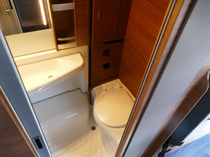 Fahrzeugbild Knaus Van Wave MAN VANSATION 640 MEG aus Vermietflotte #14