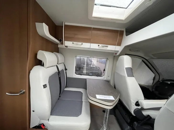 Fahrzeugbild VanTourer 600 D ++NAVI+RFK+SOLAR+LITHIUM++ #11