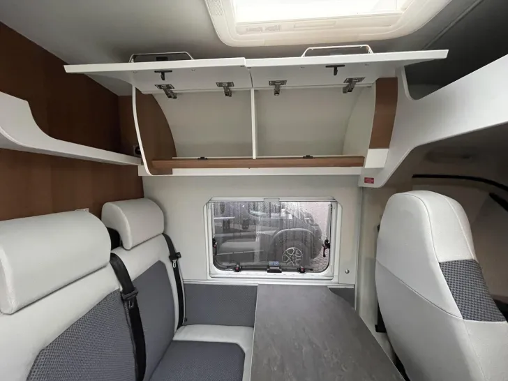 Fahrzeugbild VanTourer 600 D ++NAVI+RFK+SOLAR+LITHIUM++ #13