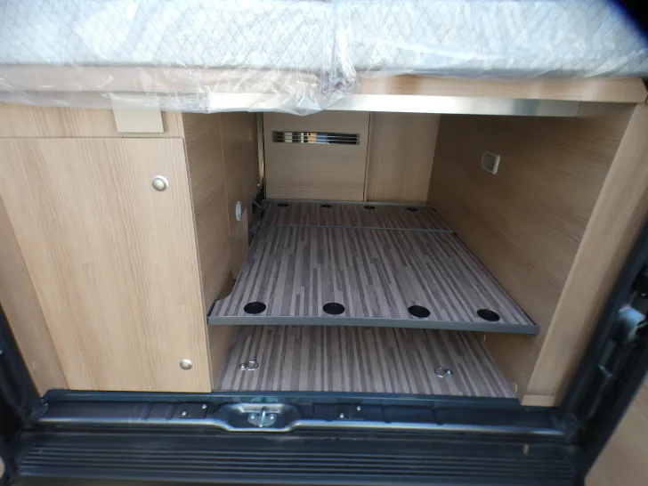 Fahrzeugbild Malibu Van 640 LE Comfort GT Skyview #8