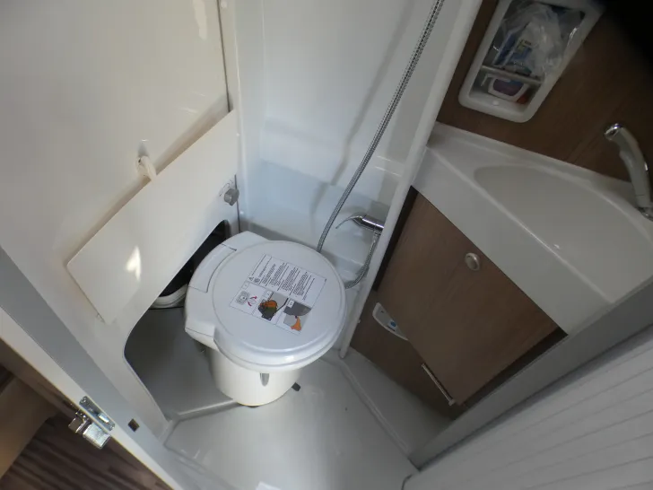 Fahrzeugbild Malibu Van 640 LE Comfort GT Skyview #22