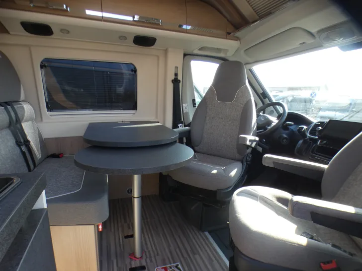 Fahrzeugbild Malibu Van 640 LE Comfort GT Skyview #10