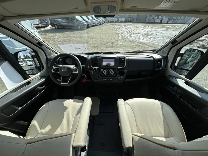 Fahrzeugbild Bürstner B66 C 600 Leder|Kamera|Markise #7