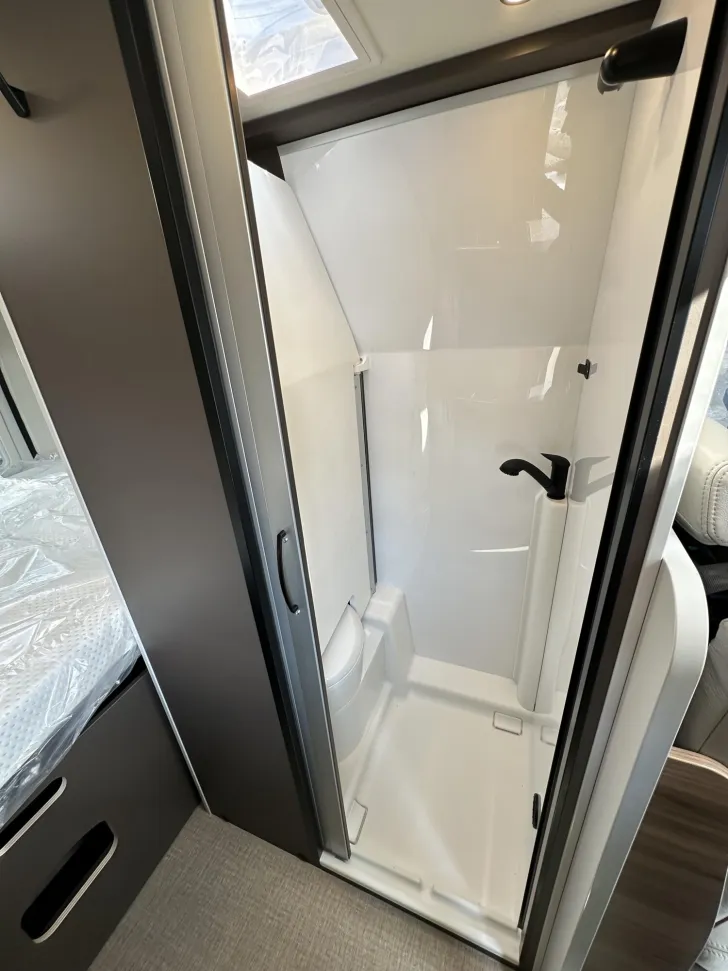 Fahrzeugbild Bürstner B66 C 600 Leder|Kamera|Markise #14