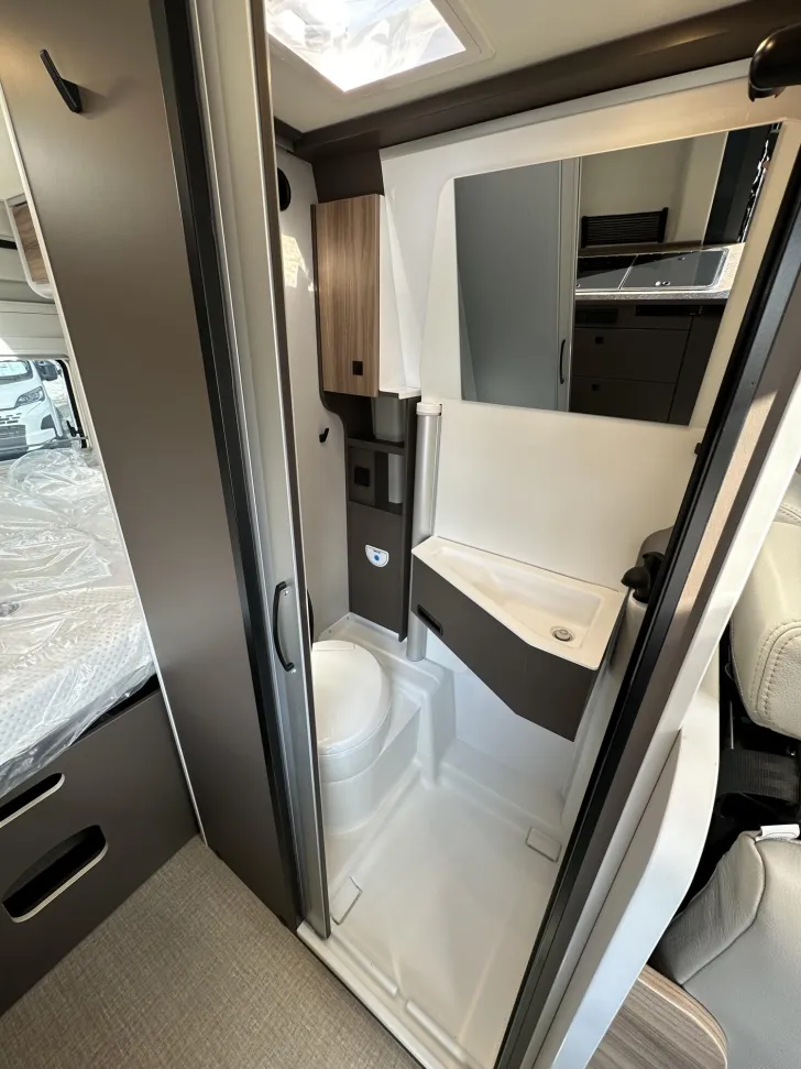 Fahrzeugbild Bürstner B66 C 600 Leder|Kamera|Markise #15