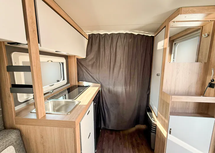 Fahrzeugbild Knaus Sport 450 FU #14
