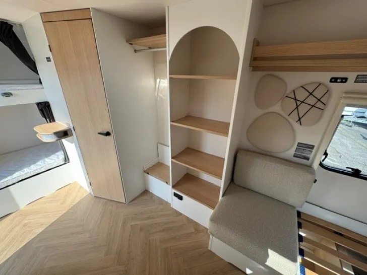 Fahrzeugbild LMC e:dero 470 K Modell 2026 #9