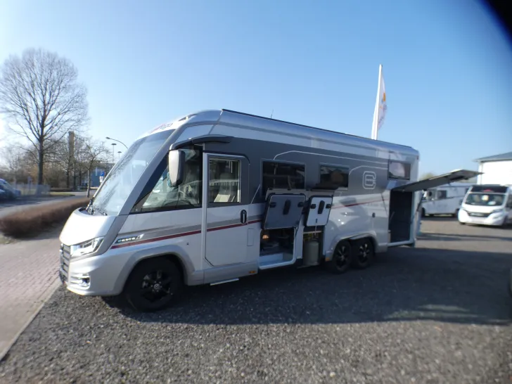 Fahrzeugbild Carthago chic e-line I 50 LE DA #4