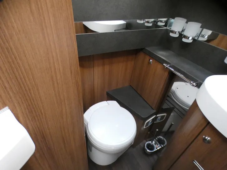 Fahrzeugbild Carthago chic e-line I 50 LE DA #23