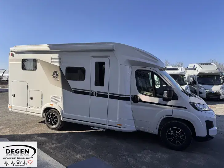 Fahrzeugbild Knaus L!VE WAVE 650 MEG Platinum Selection Abstandstempomat,Rahmenfenster #4