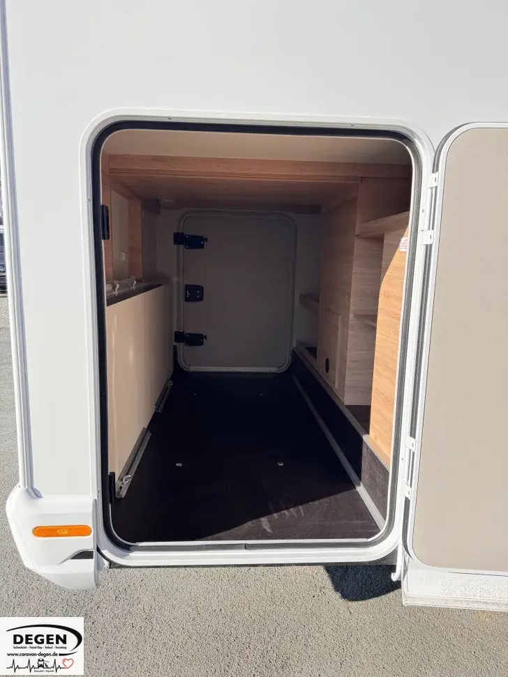 Fahrzeugbild Knaus L!VE WAVE 650 MEG Platinum Selection Abstandstempomat,Rahmenfenster #7