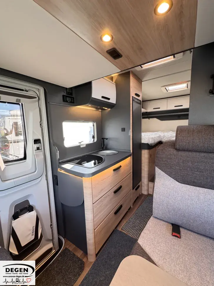 Fahrzeugbild Knaus L!VE WAVE 650 MEG Platinum Selection Abstandstempomat,Rahmenfenster #13