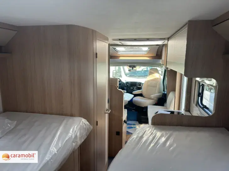Fahrzeugbild LMC Cruiser V646 70 Jahre Ed. SOFORT VERFÜGBAR!! #6